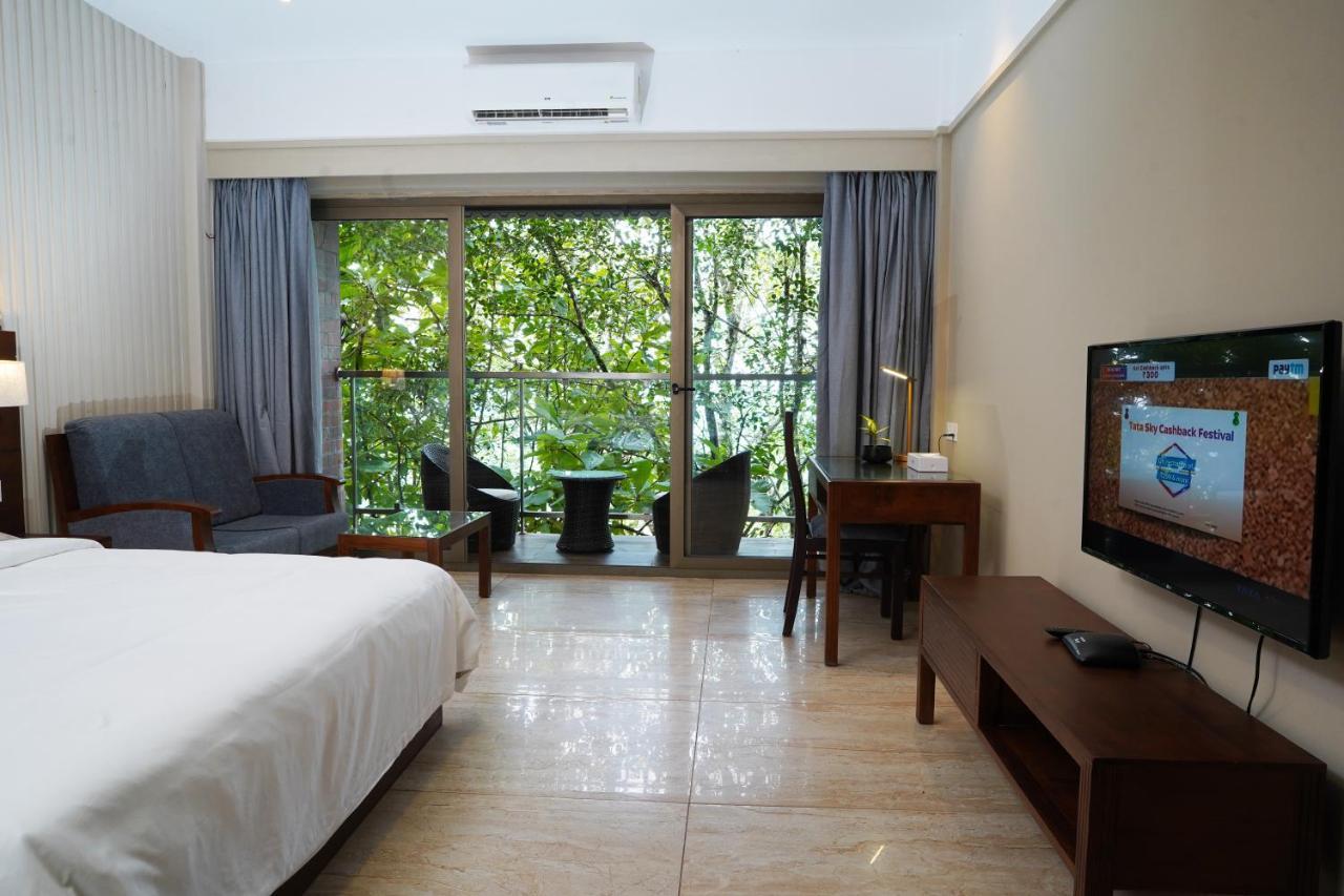 Elephant Passage Munnar Exterior photo Deluxe Room