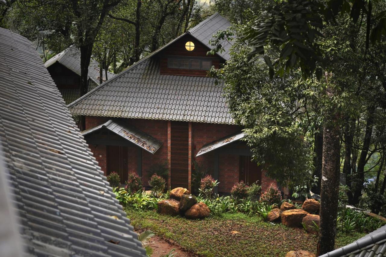 Elephant Passage Munnar Exterior photo The house of the writer, in the village of Zverino, 2010