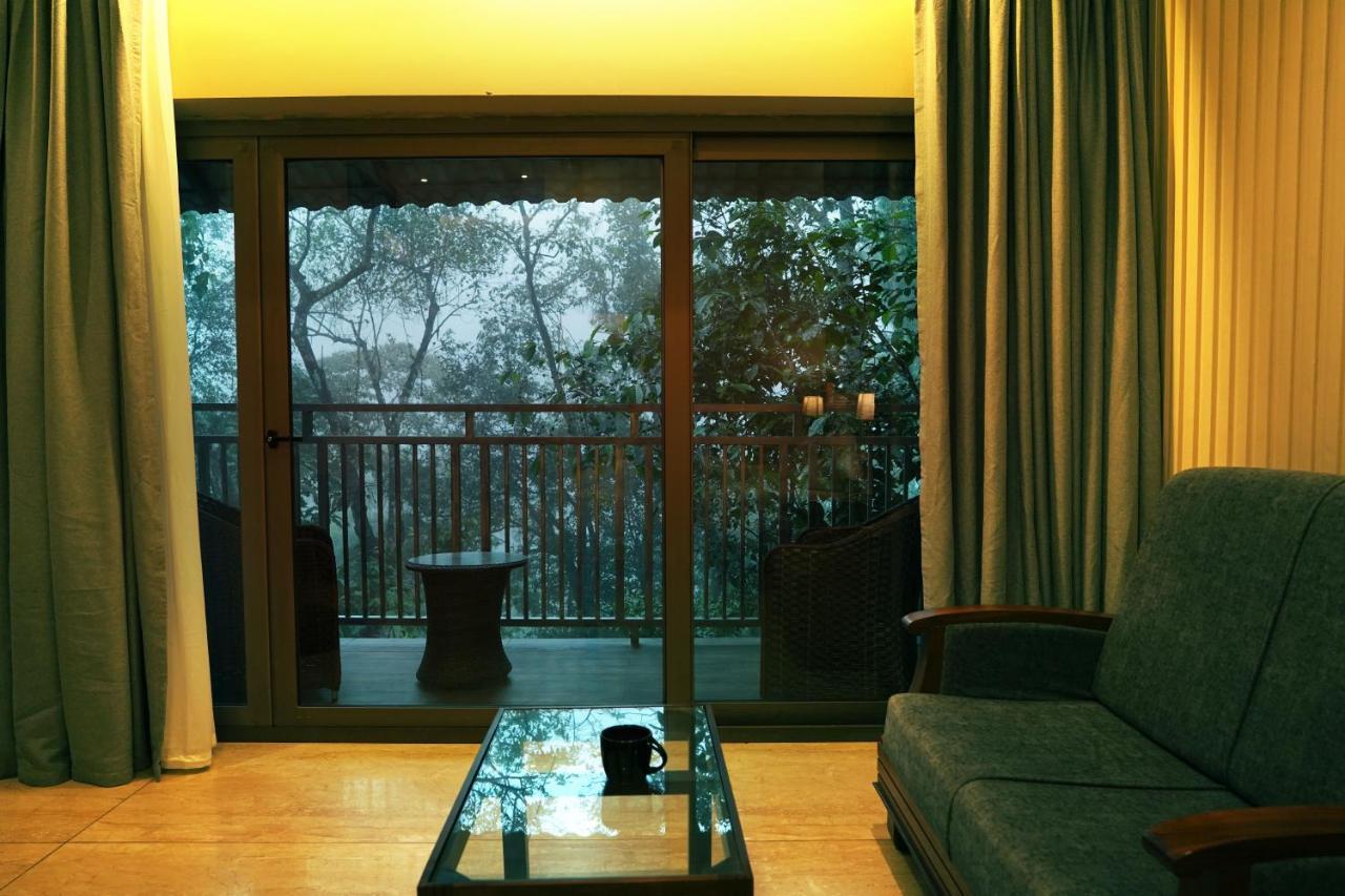 Elephant Passage Munnar Exterior photo A room at the resort