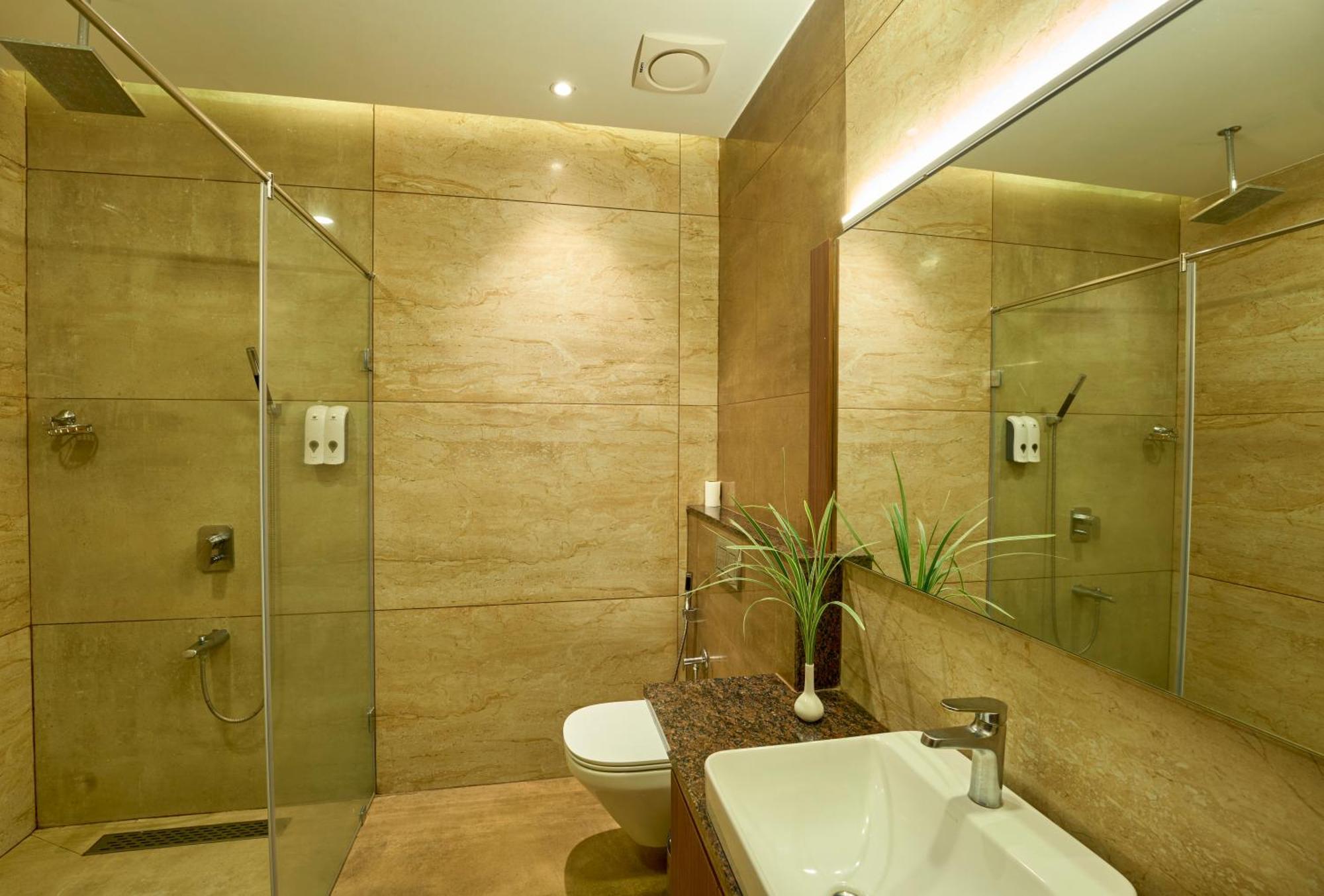 Elephant Passage Munnar Exterior photo A modern bathroom