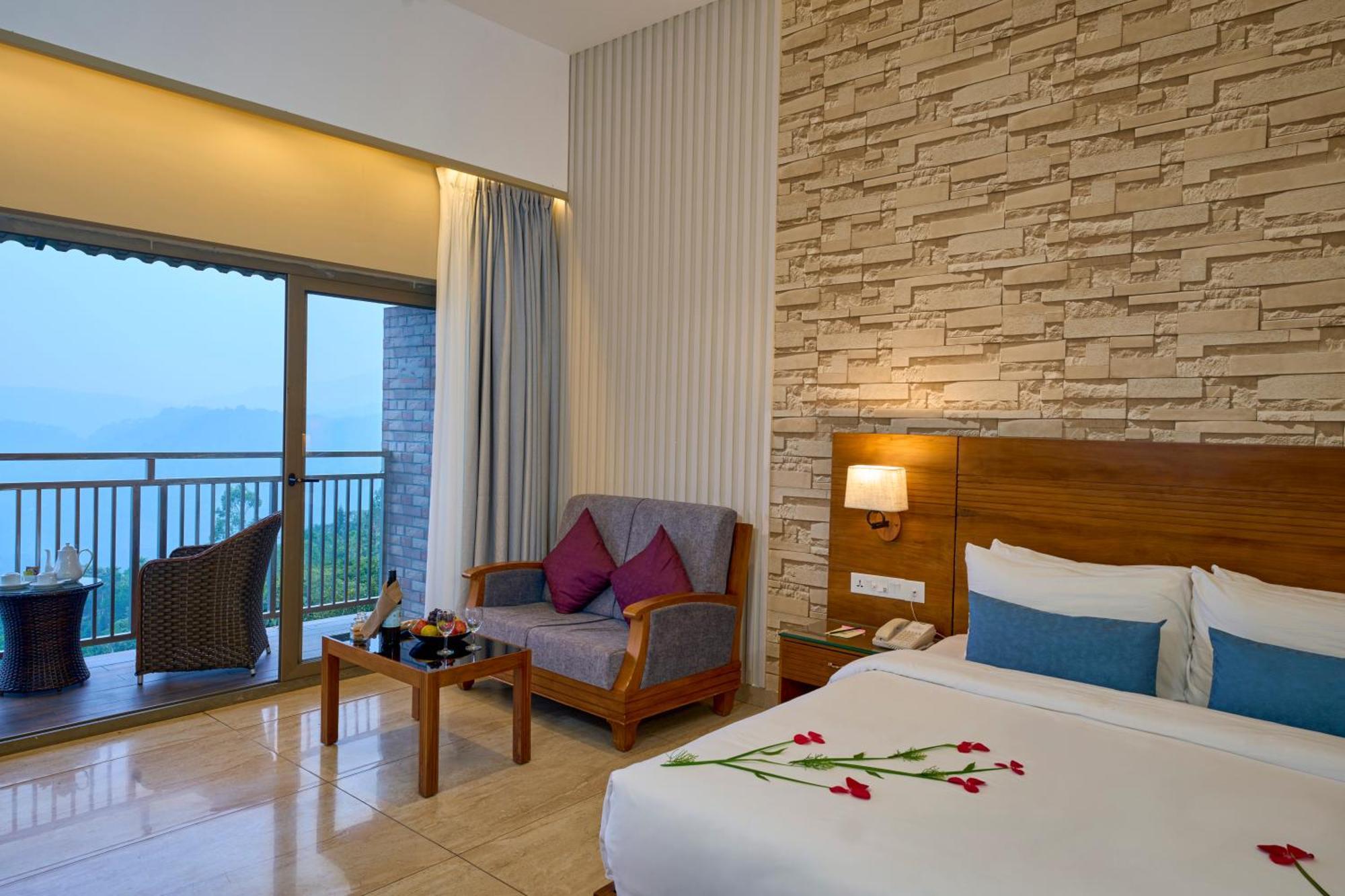 Elephant Passage Munnar Exterior photo Deluxe Room